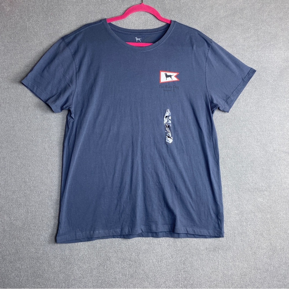 The black dog t shirt classic Newport RI style size XL